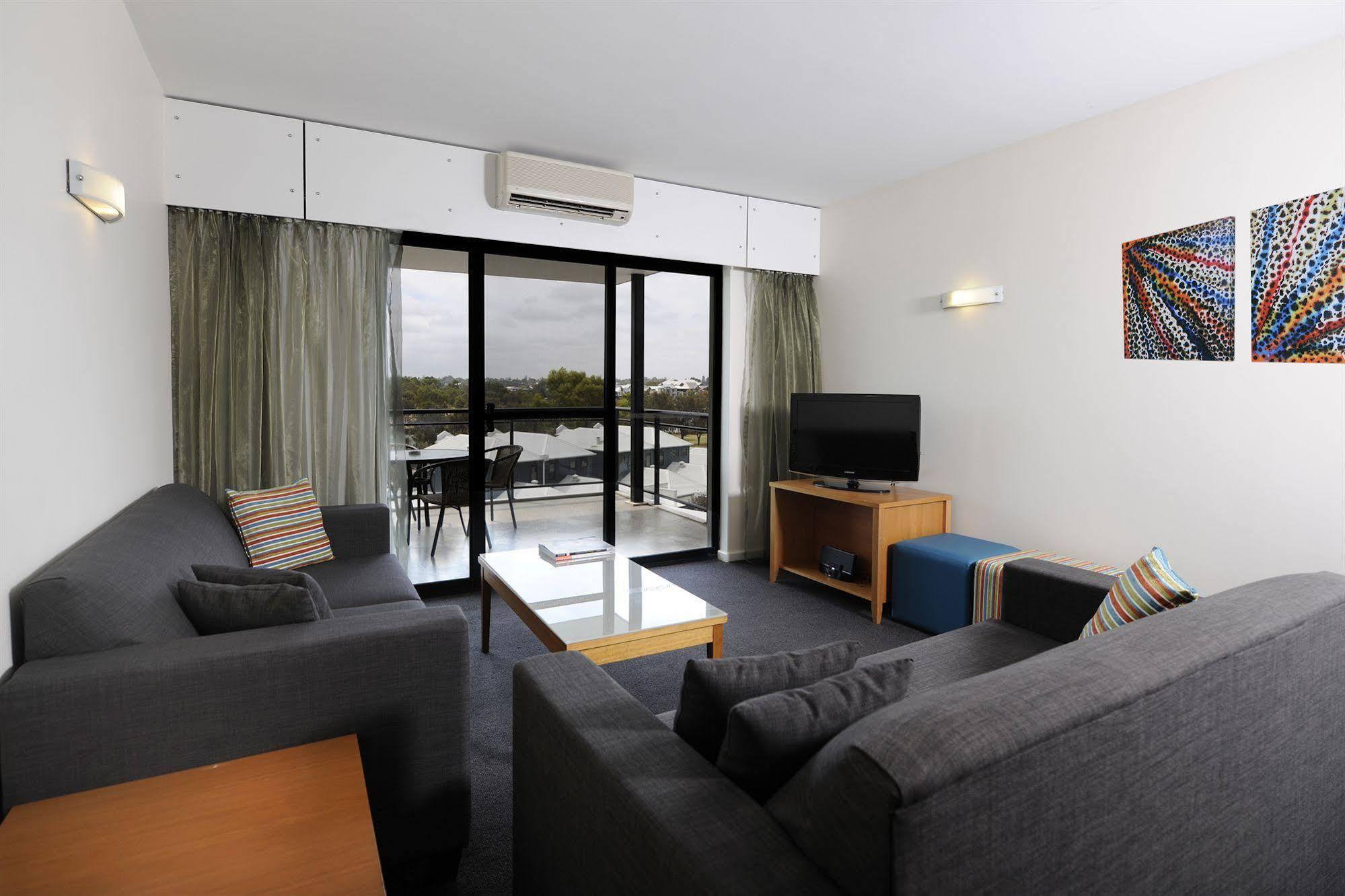 Assured Ascot Quays Apartment Hotel Perth Exterior foto